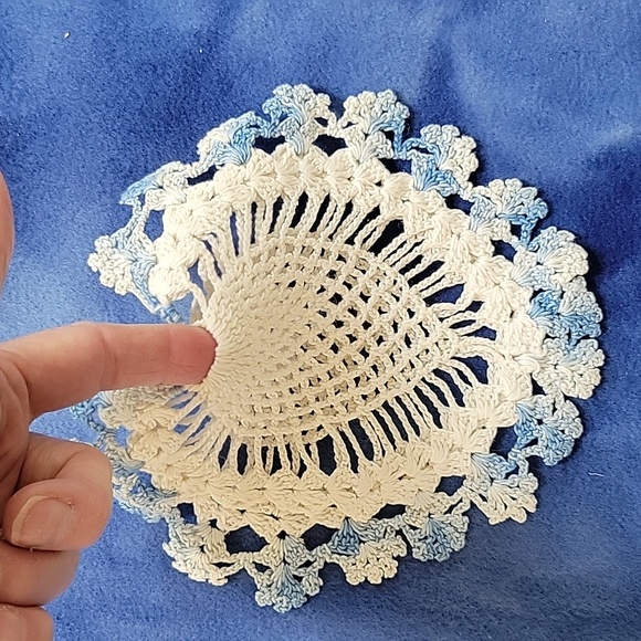Vintage Doily Lot of 5 - Picture 10 of 12